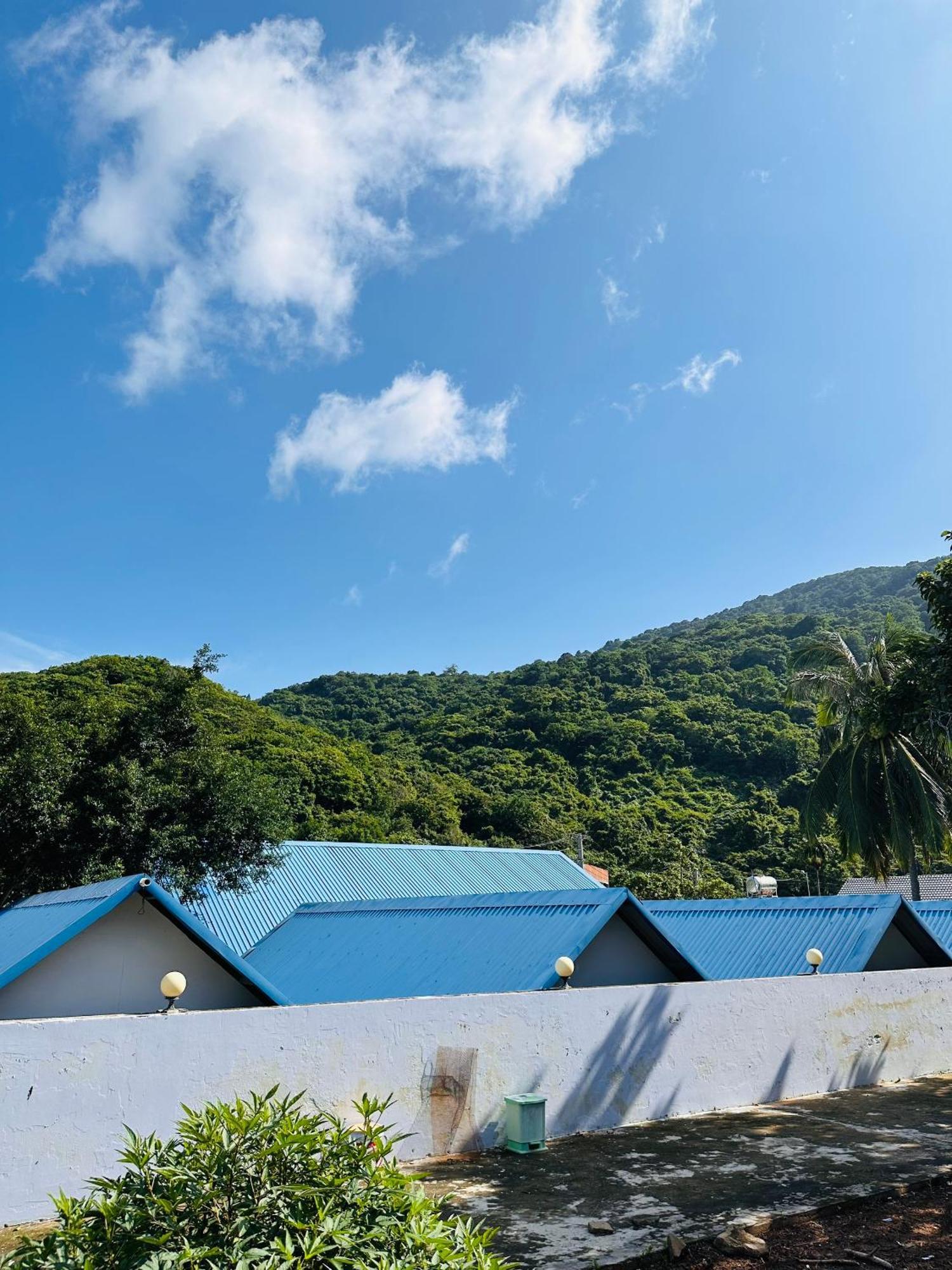 Bungalow Hotel Chi Khu Co Ong Bagian luar foto