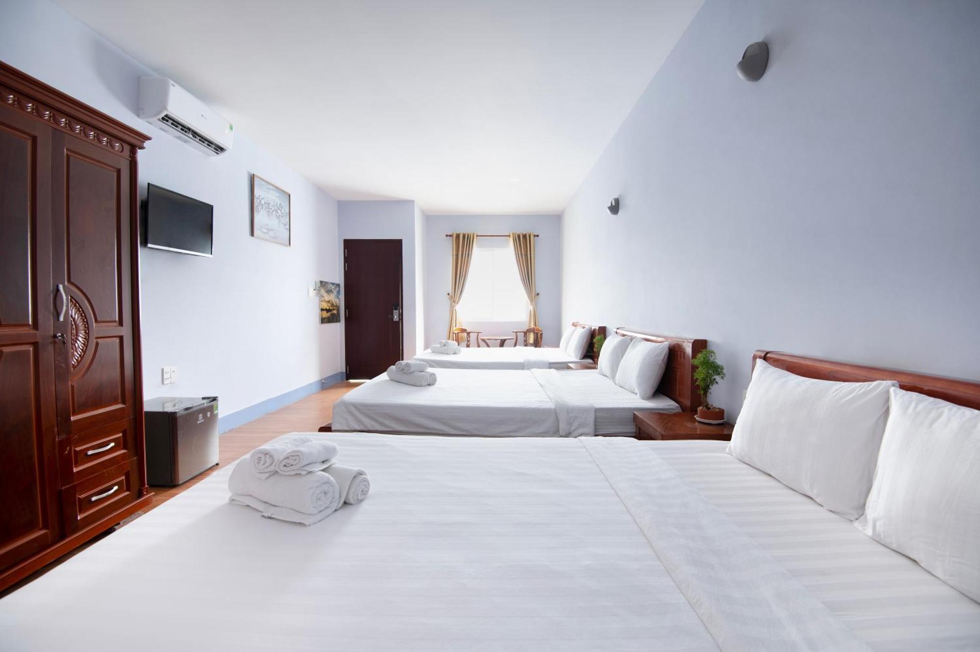 Bungalow Hotel Chi Khu Co Ong Bagian luar foto