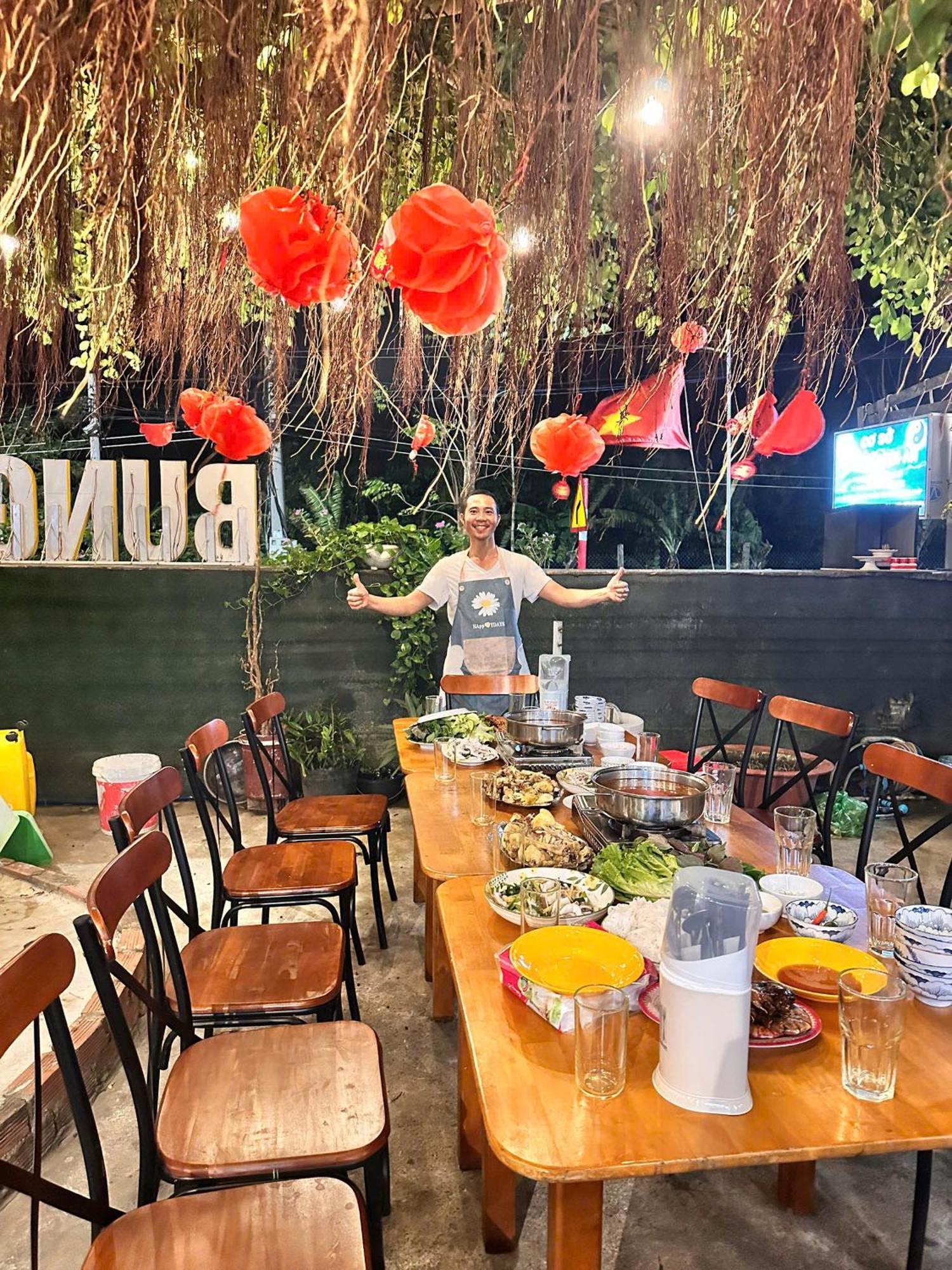 Bungalow Hotel Chi Khu Co Ong Bagian luar foto
