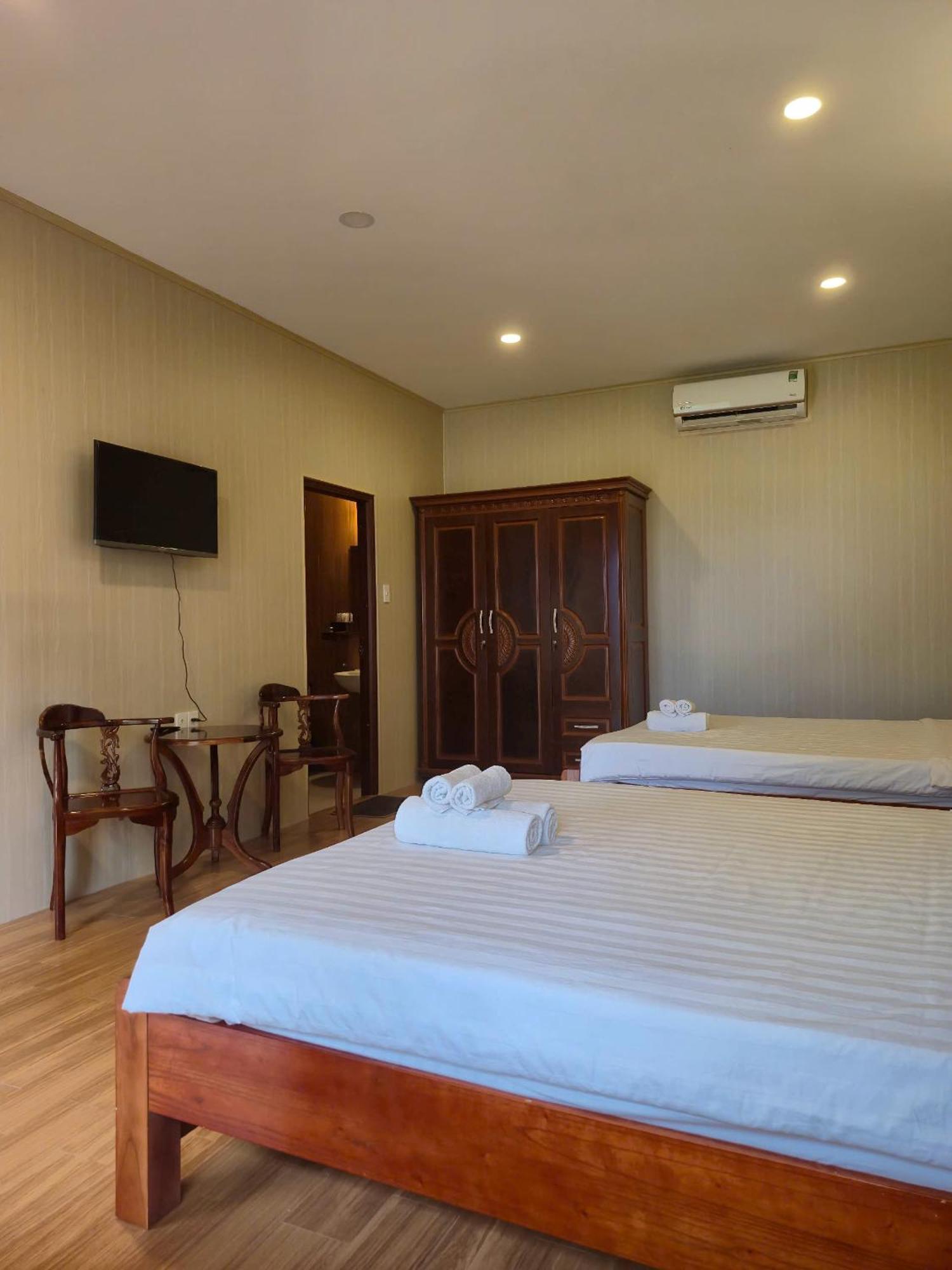 Bungalow Hotel Chi Khu Co Ong Bagian luar foto